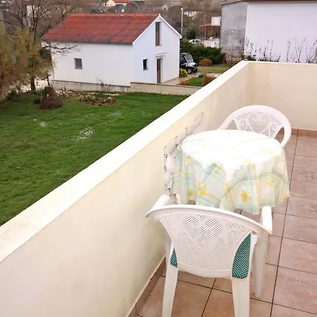 Ljubac 5947a Apartman *